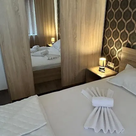 Alex - алекс Daire Ahyolu